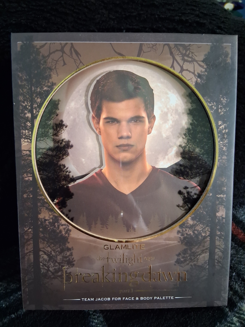 Glamlite x Twilight Breaking Dawn Part 1 Team Jacob Palette - Limited Edition